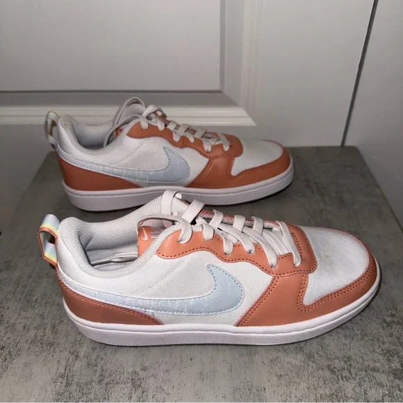 Nike Court Borough Low 2 SE Size 4.5Y - Picture 3 of 8